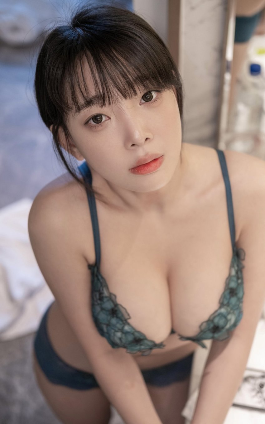 강인경