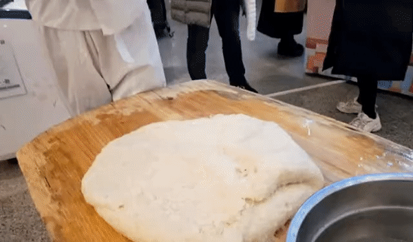 한국 VS 일본 떡치기.GIF