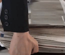 사고뭉치 여직원