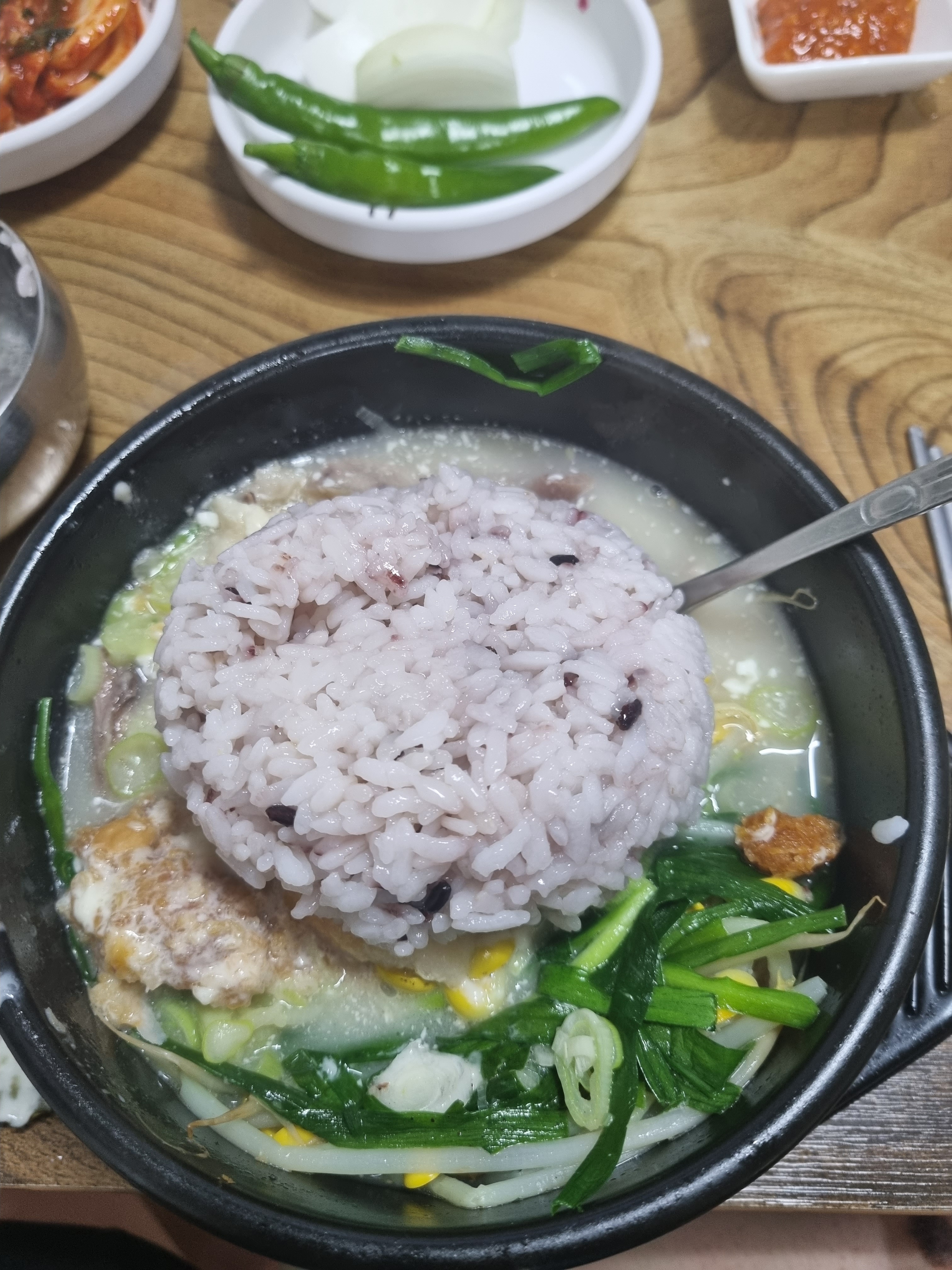 싸이버거를 국밥에 말아먹은 디씨인