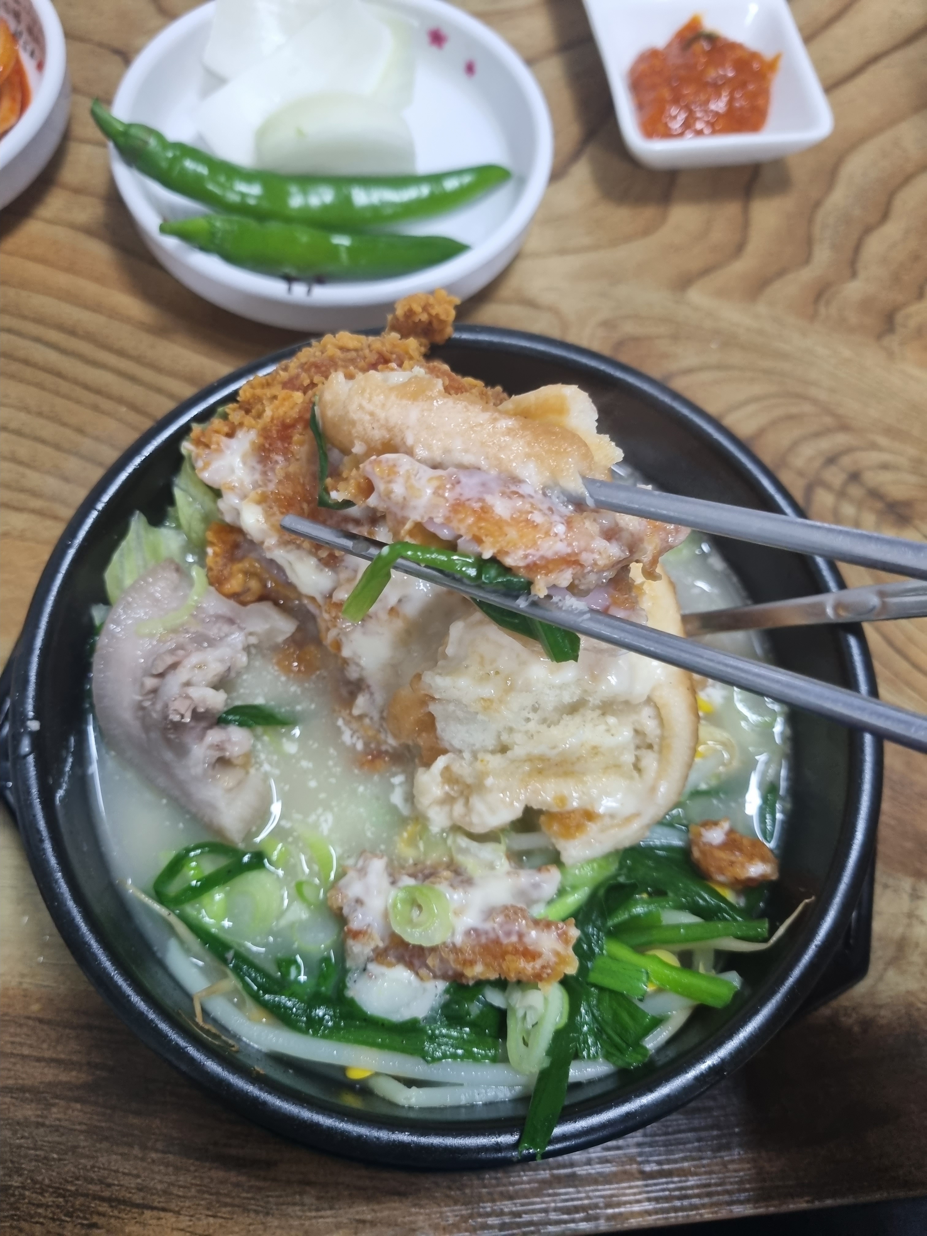 싸이버거를 국밥에 말아먹은 디씨인