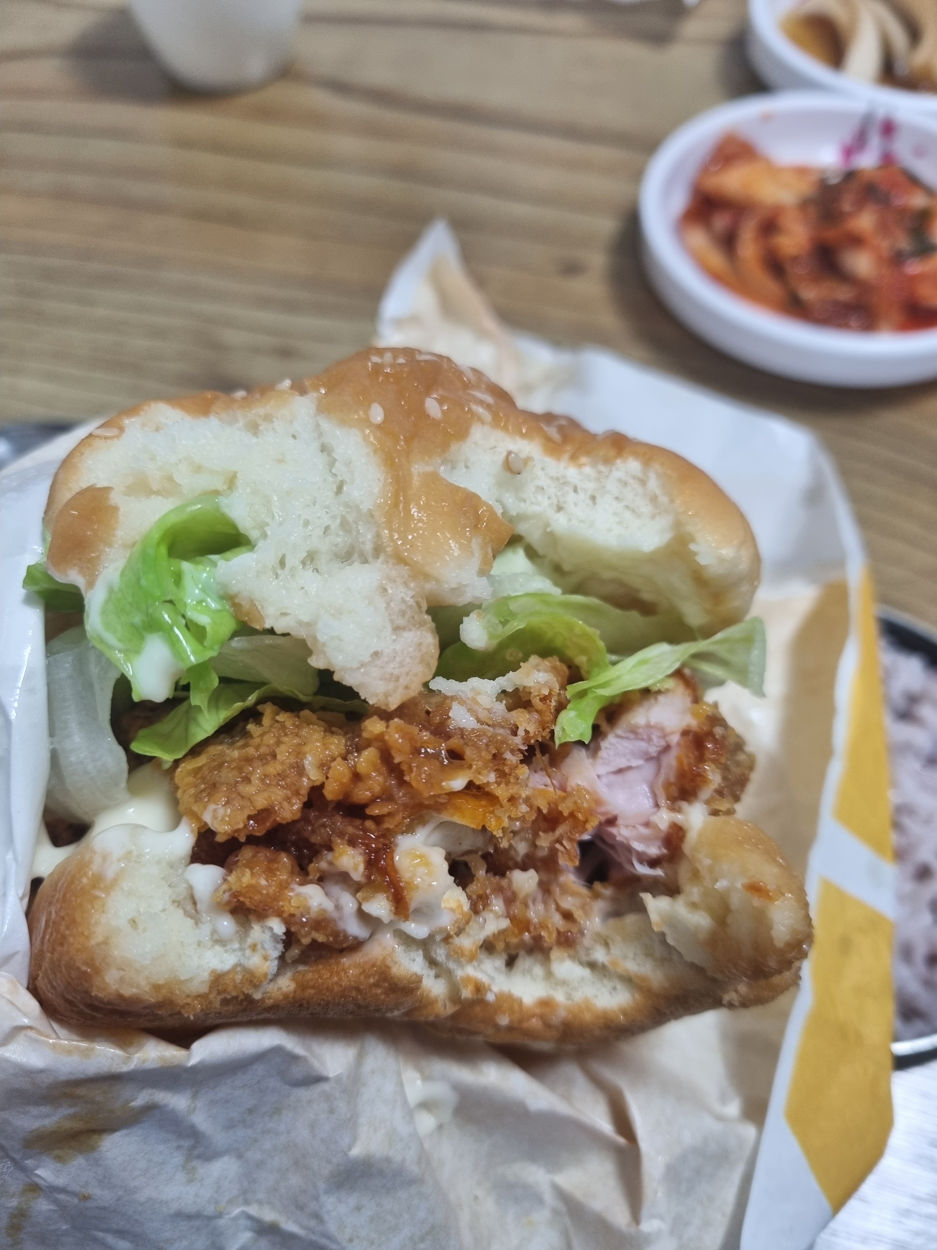 싸이버거를 국밥에 말아먹은 디씨인