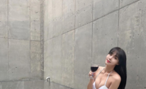 흰 비키니