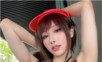 진짜 ㄲㅈ만 가린 폭유 누나 - 스포츠토토맨
